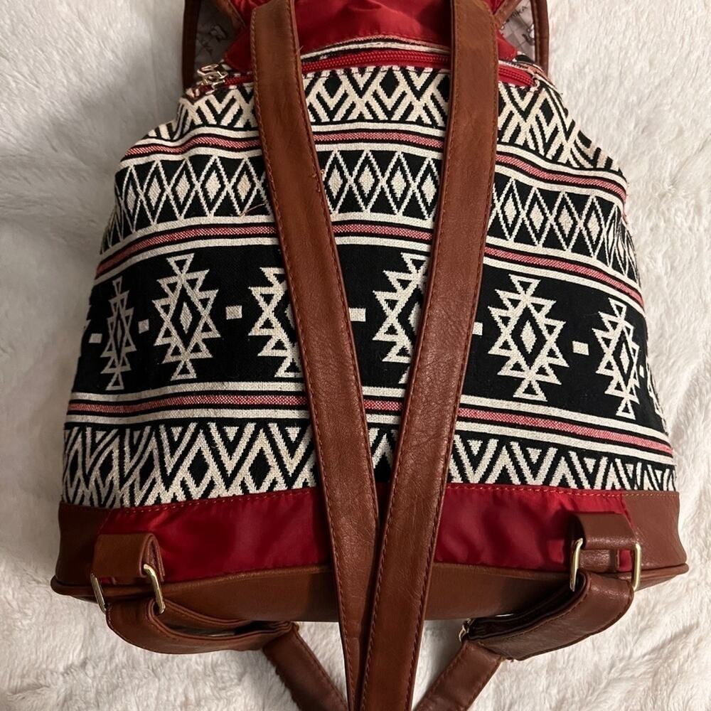 Kika Backpack - Picture 2 of 8